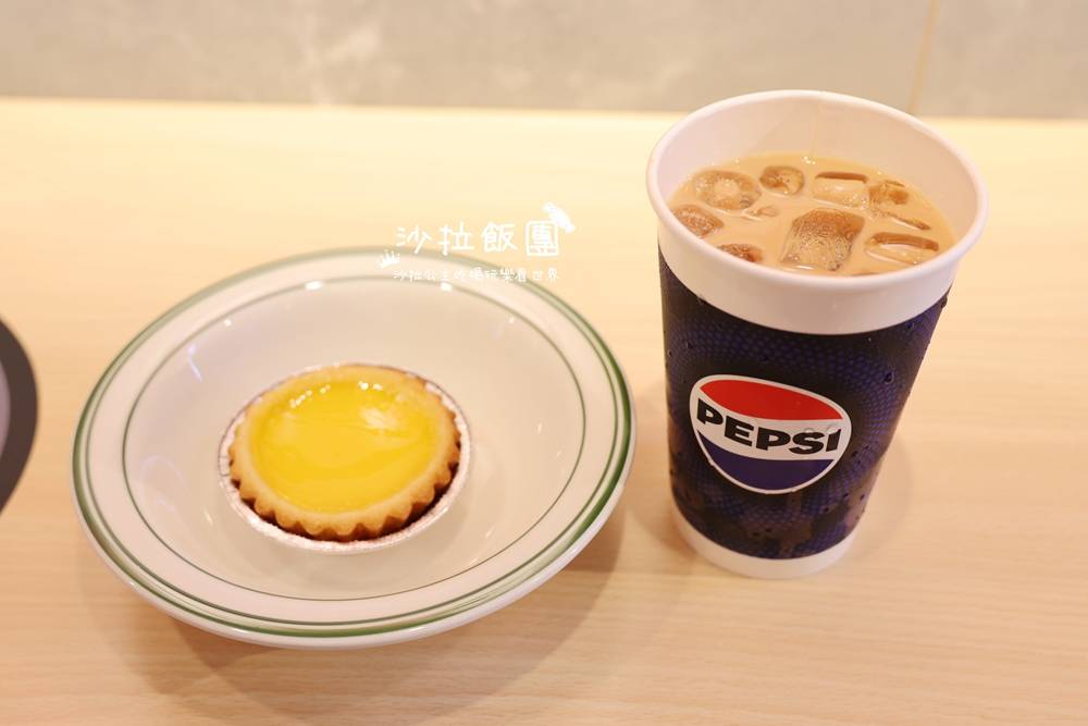 手工披薩40元起『必勝客台北信陽店』港式絲襪奶茶 23 手工披薩40元起『必勝客台北信陽店』港式絲襪奶茶