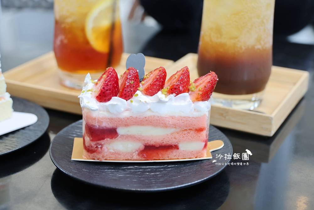 宜蘭咖啡『黑RURU CAFE』熊貓羊、笑笑羊互動、宜蘭景點