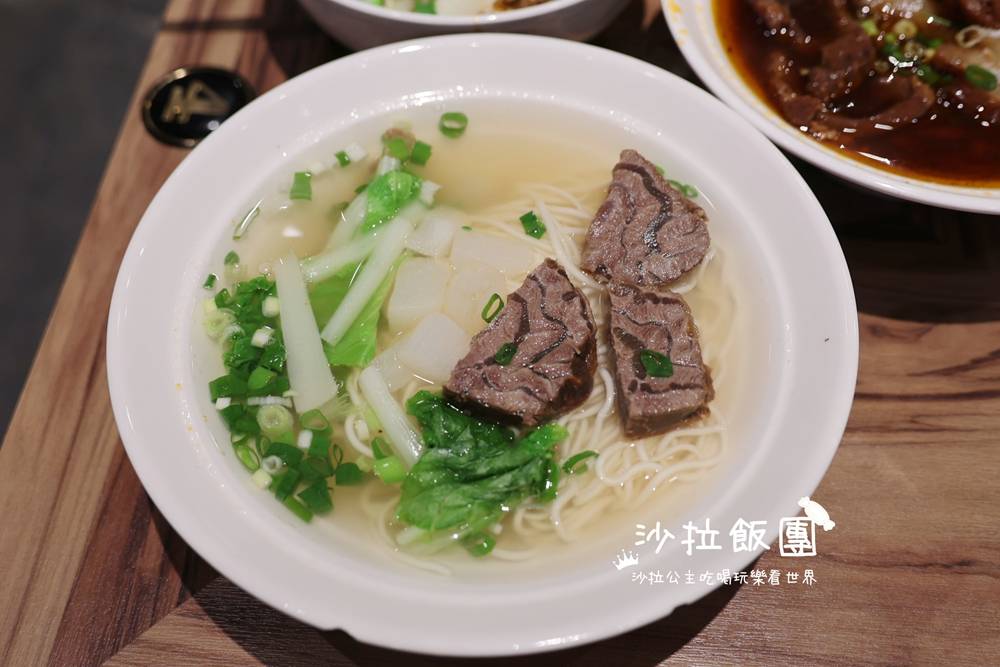 宜蘭五結美食『五吉小館』牛肉麵、牛肉捲餅、蹄花麵 21 宜蘭五結美食『五吉小館』牛肉麵、牛肉捲餅、蹄花麵