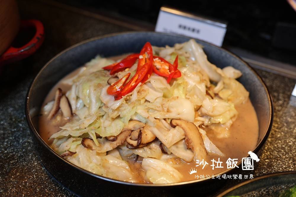 桃園吃到飽『田園西餐廳-福容大飯店桃園機場捷運A8』泰式料理吃到飽