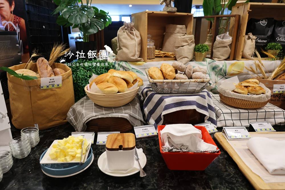 桃園吃到飽『田園西餐廳-福容大飯店桃園機場捷運A8』泰式料理吃到飽