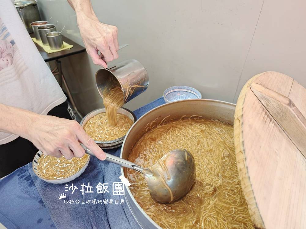 三重台北橋美食『禽獸清麵線』油飯、麻辣鴨血豆腐 6 三重台北橋美食『禽獸清麵線』油飯、麻辣鴨血豆腐