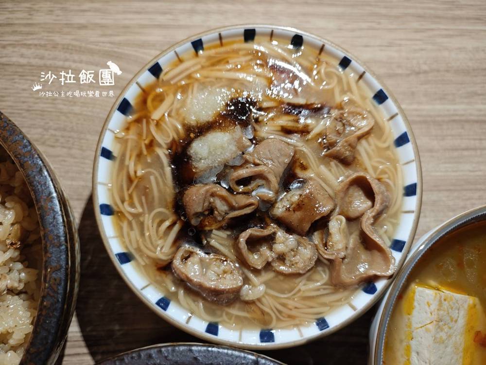 三重台北橋美食『禽獸清麵線』油飯、麻辣鴨血豆腐 8 三重台北橋美食『禽獸清麵線』油飯、麻辣鴨血豆腐