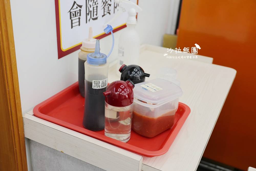 花蓮美食『周家蒸餃小籠包』當地人喜愛的老店