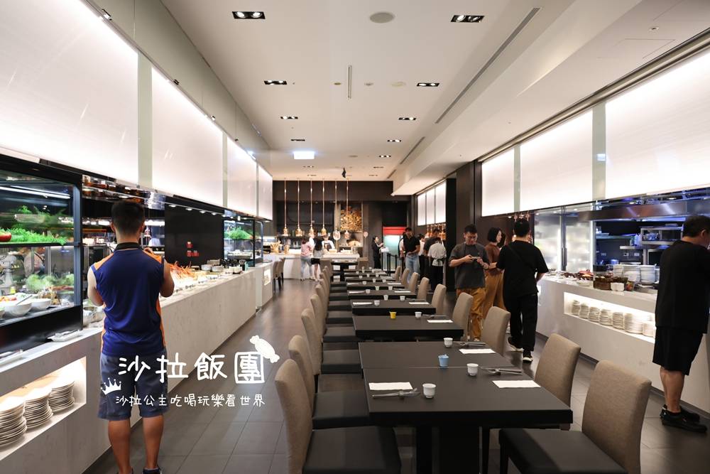 台北寒舍艾美酒店探索廚房強勢回歸帝王蟹、龍蝦、鮑魚、生蠔、干貝、松葉蟹 一次到位