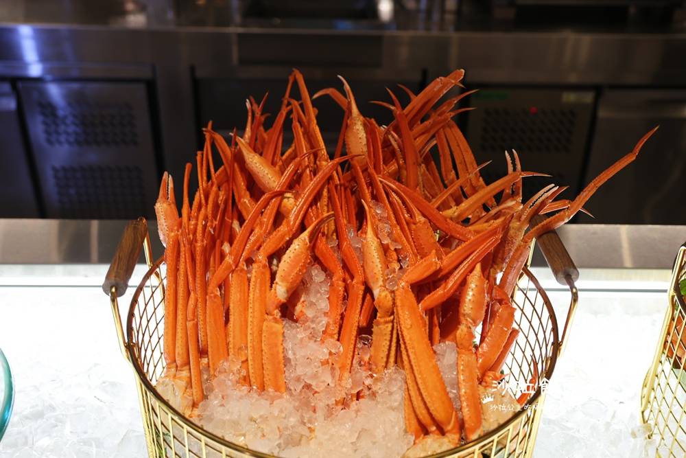 台北寒舍艾美酒店探索廚房強勢回歸帝王蟹、龍蝦、鮑魚、生蠔、干貝、松葉蟹 一次到位