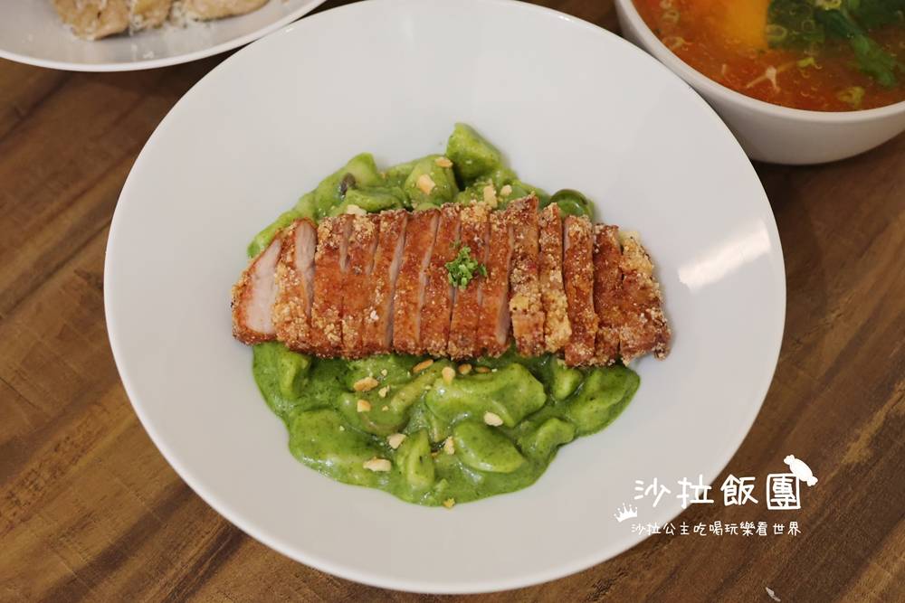 士林劍潭美食『BON MEINGERDA』劍潭排隊麵疙瘩