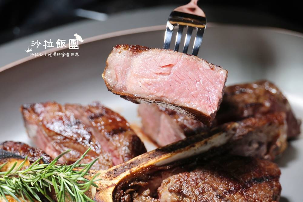 東區約會餐廳『Théorie Theory 法式牛排館』900度烤出來的牛排