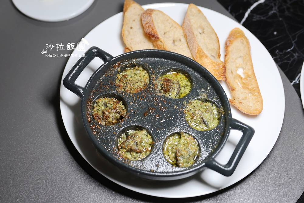 東區約會餐廳『Théorie Theory 法式牛排館』900度烤出來的牛排