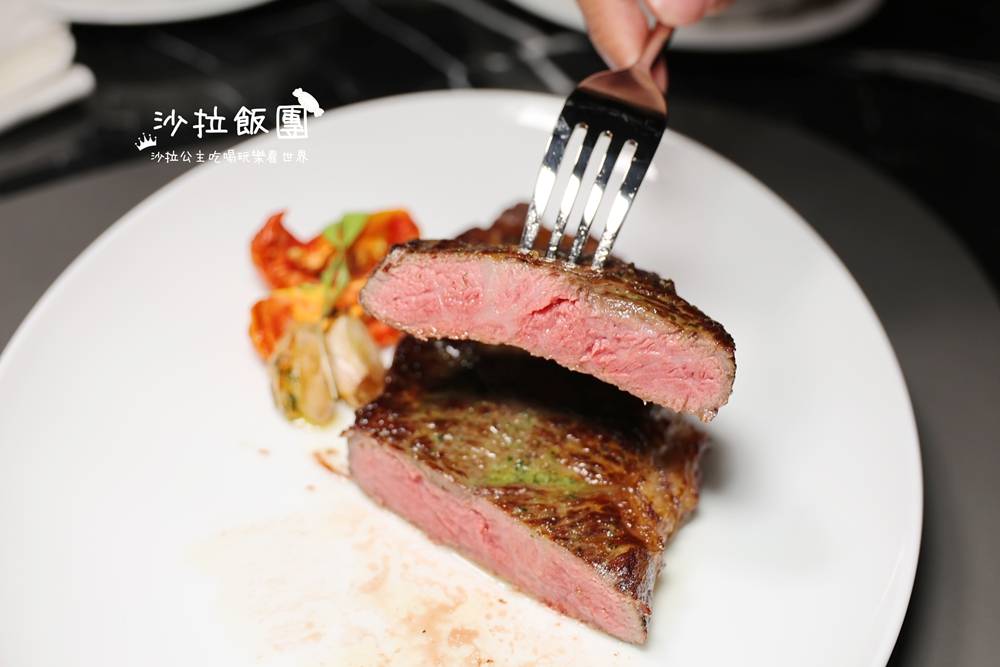 東區約會餐廳『Théorie Theory 法式牛排館』900度烤出來的牛排