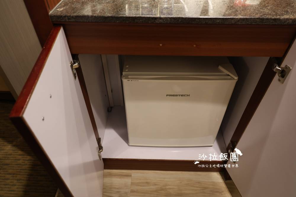 廈門住宿『廈門海景千禧大酒店』地鐵鎮海路站出口秒到店