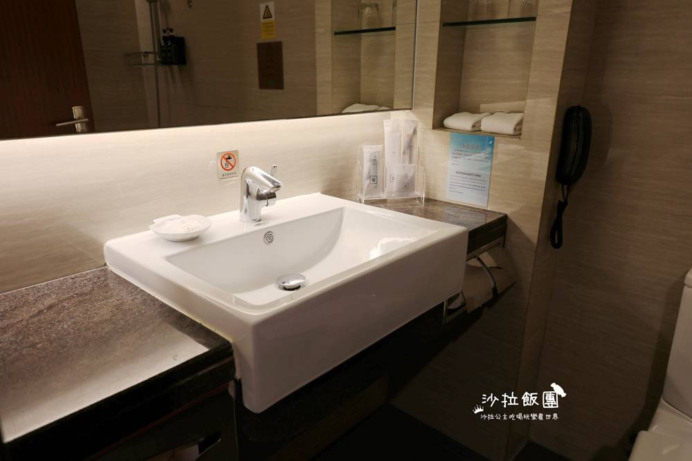 廈門住宿『廈門海景千禧大酒店』地鐵鎮海路站出口秒到店