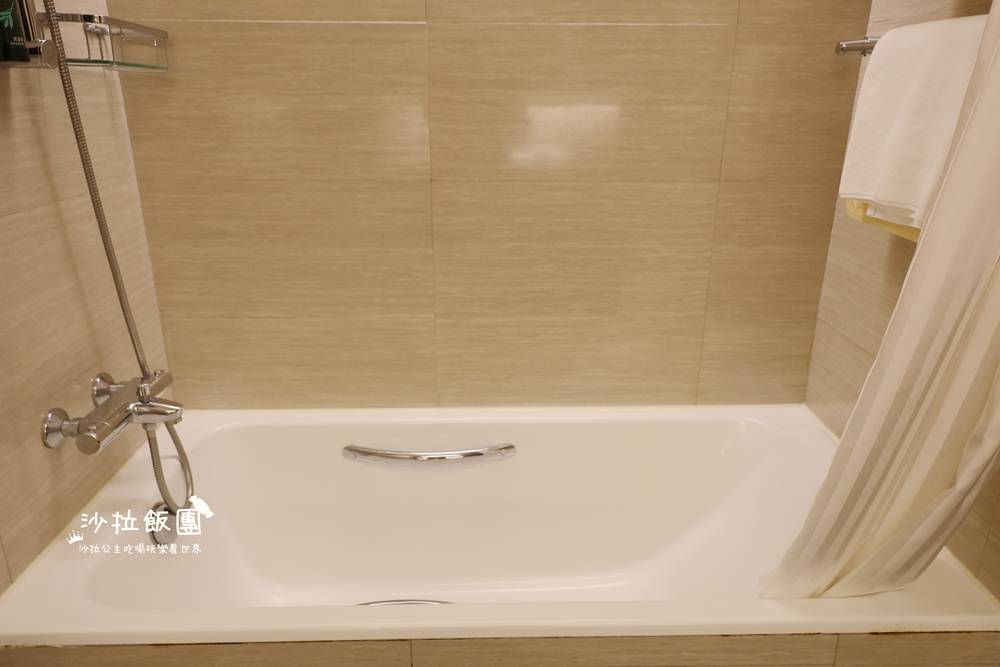 廈門住宿『廈門海景千禧大酒店』地鐵鎮海路站出口秒到店