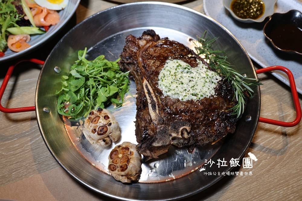 歲末狂歡!寒居酒店BeGood餐廳美義料理限時登場,大份量美味攻佔你的聖誕跨年聚餐首選 16 歲末狂歡!寒居酒店BeGood餐廳美義料理限時登場,大份量美味攻佔你的聖誕跨年聚餐首選