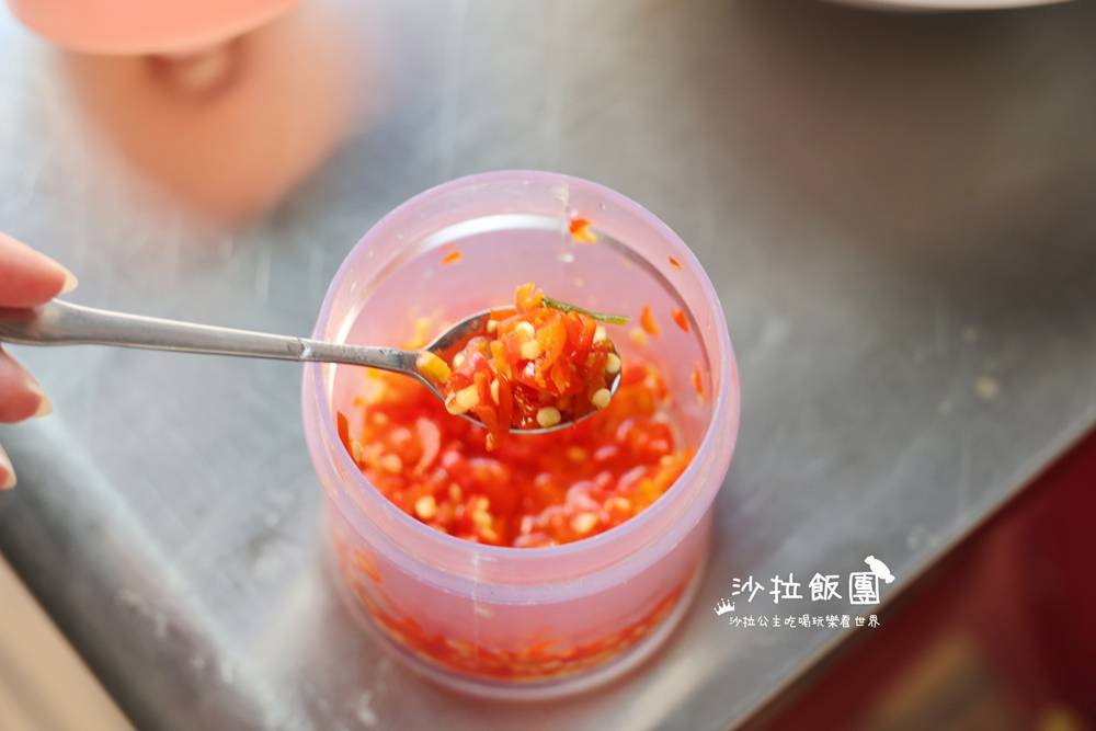 新竹車站美食『鴻運小卷麵線』內用可續麵線一次 14 新竹車站美食『鴻運小卷麵線』內用可續麵線一次