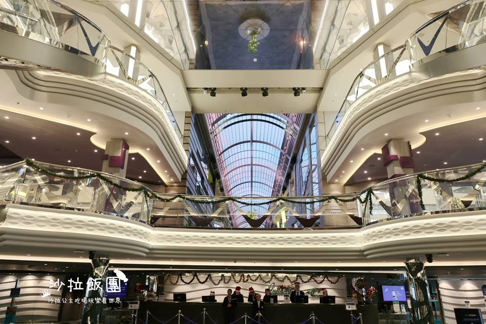 亞洲最大『MSC郵輪榮耀號』燈塔餐廳地中海料理