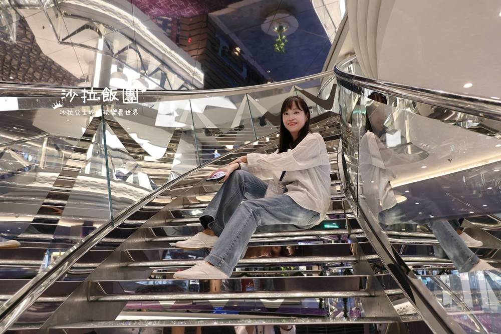 亞洲最大『MSC郵輪榮耀號』燈塔餐廳地中海料理