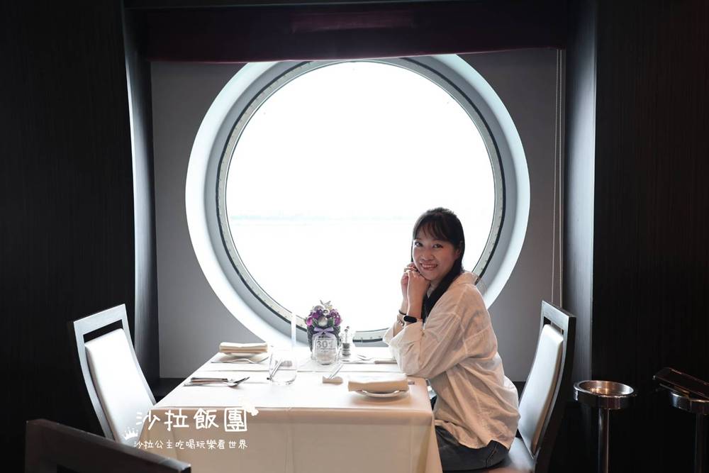 亞洲最大『MSC郵輪榮耀號』燈塔餐廳地中海料理