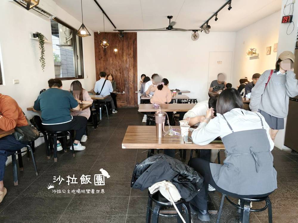 正好鮮肉小籠包礁溪店｜連平日都要排隊的人氣小籠包