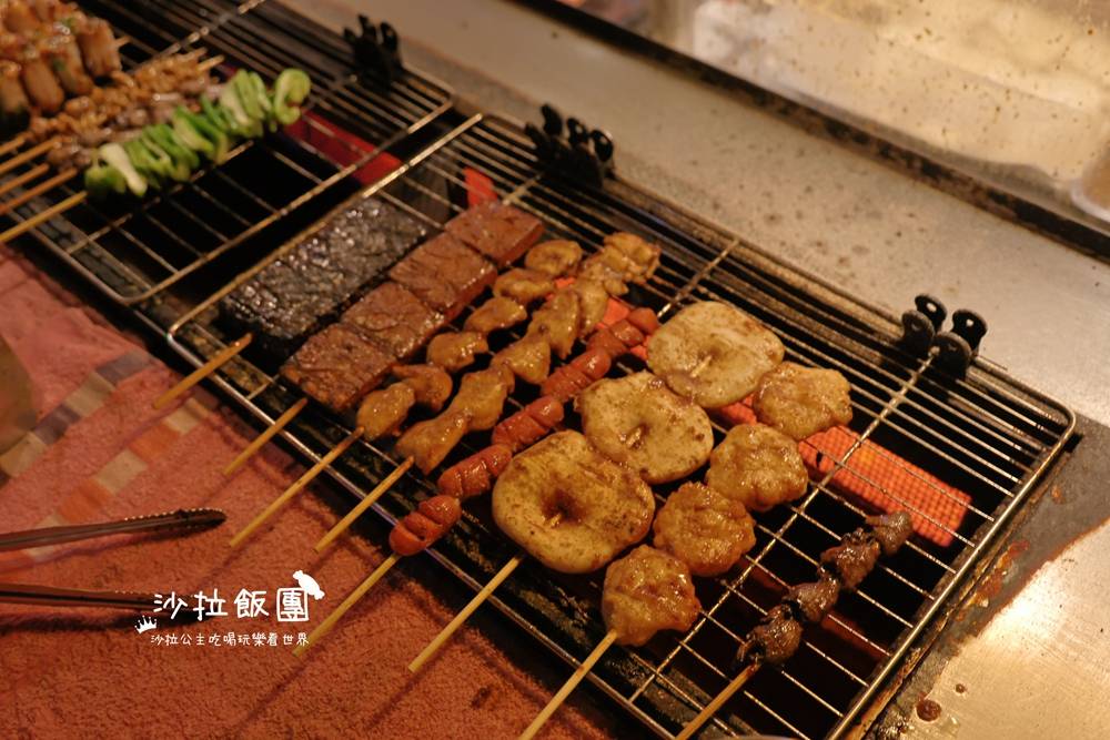 夜貓族才知道的深夜美味｜士林隱藏版七里香，週末凌晨限定炭火燒烤祕密攤