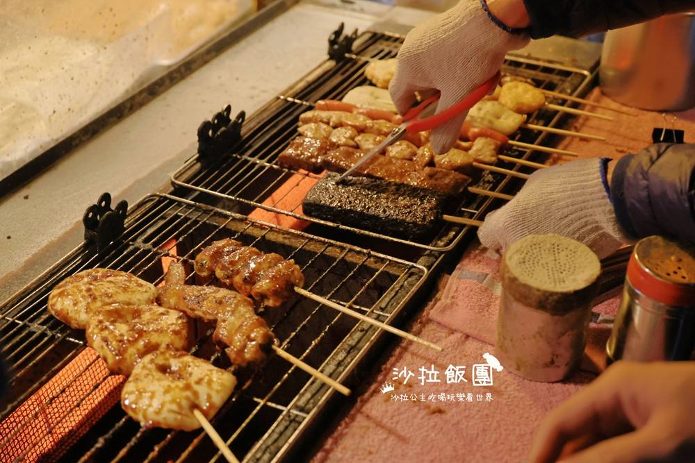 夜貓族才知道的深夜美味｜士林隱藏版七里香，週末凌晨限定炭火燒烤祕密攤