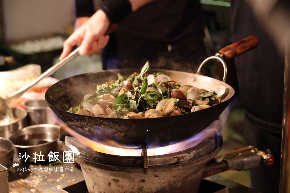 台北最強深夜食堂流氓熱炒，凌晨一點才開門的街頭傳奇