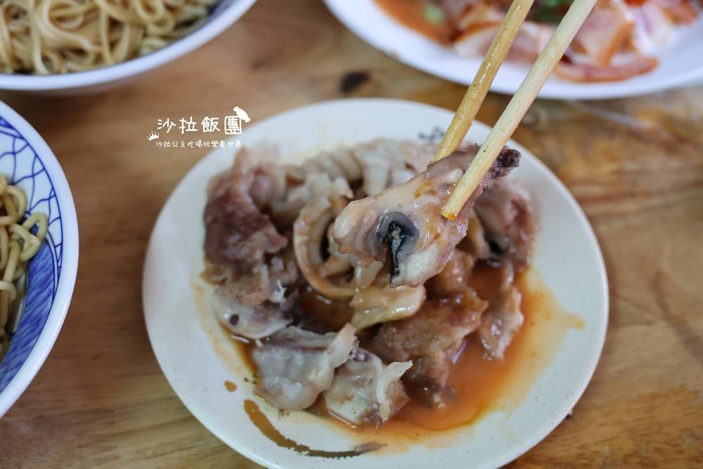 「你敢吃嗎？」必點豬眼睛，在地人偷偷吃的隱藏版小菜