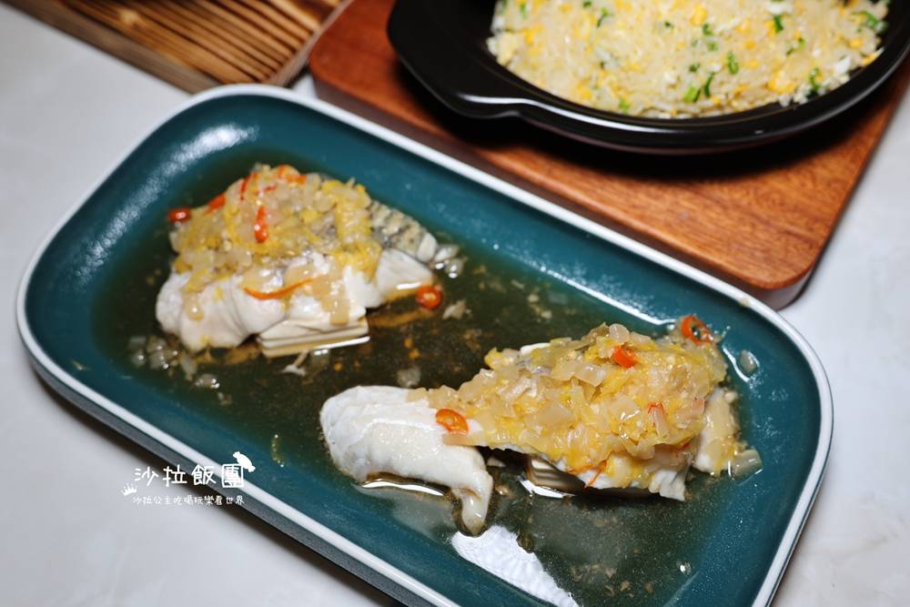 南港美食『漢來上海湯包台北南港 LaLaport 店』台北湯包推薦不多不少18摺湯包