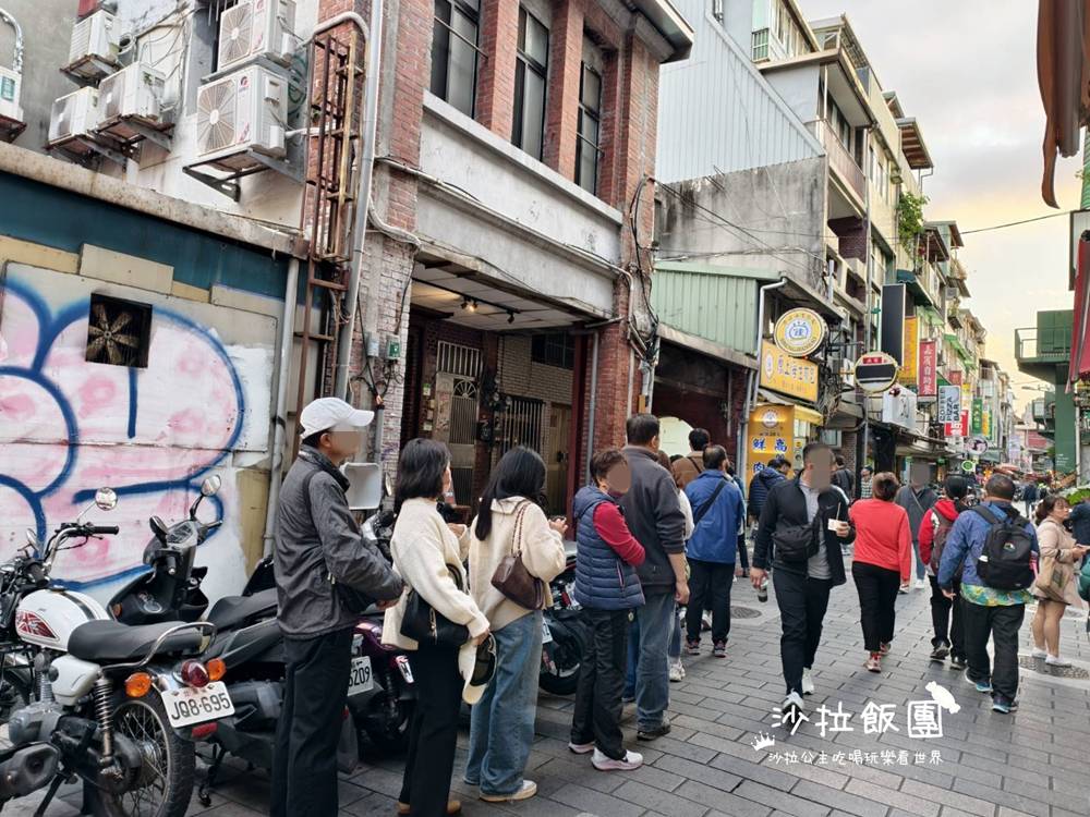 士林夜市美食『鍾家原上海生煎包』必比登推薦 3 士林夜市美食『鍾家原上海生煎包』必比登推薦