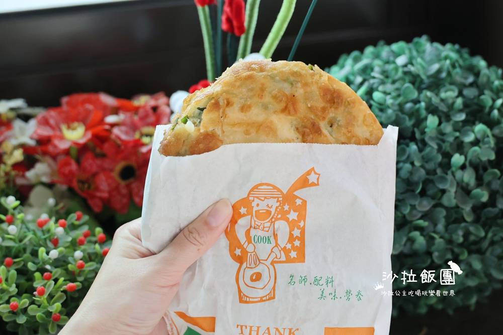 小貨車蔥油餅|在地人吃的,低調銅板下午茶 12 小貨車蔥油餅|在地人吃的,低調銅板下午茶