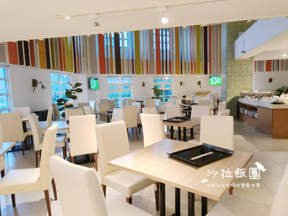 墾丁住宿『福容徠旅墾丁』下樓就是墾丁大街 12 墾丁住宿『福容徠旅墾丁』下樓就是墾丁大街