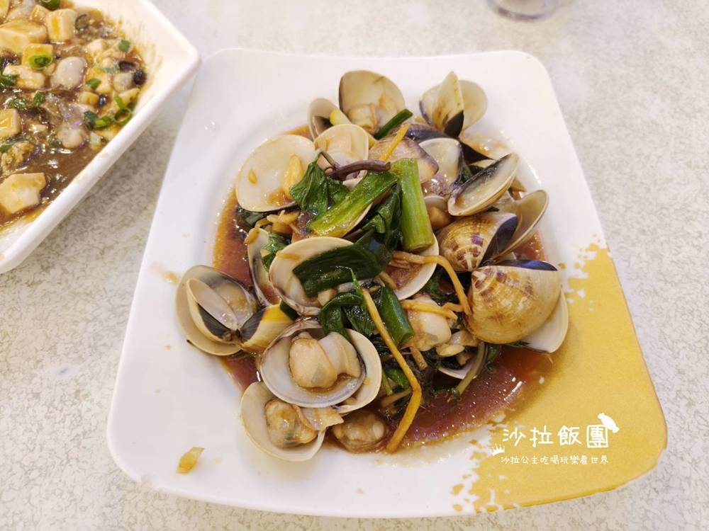 墾丁美食『佳珍生猛海鮮餐廳』價格透明實在