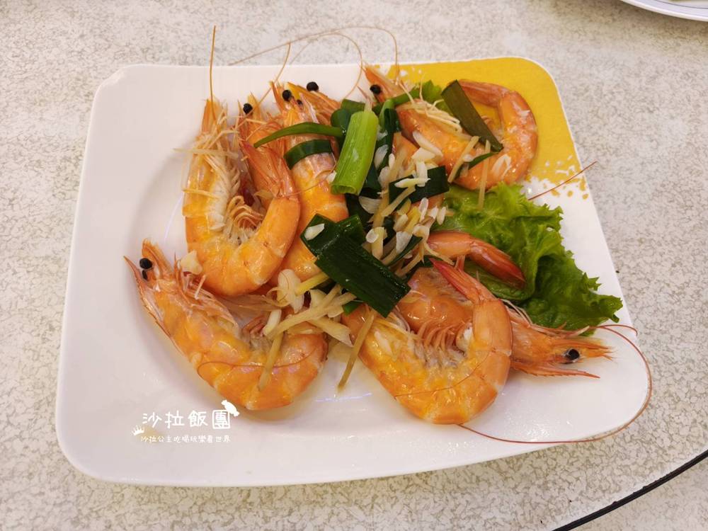 墾丁美食『佳珍生猛海鮮餐廳』價格透明實在