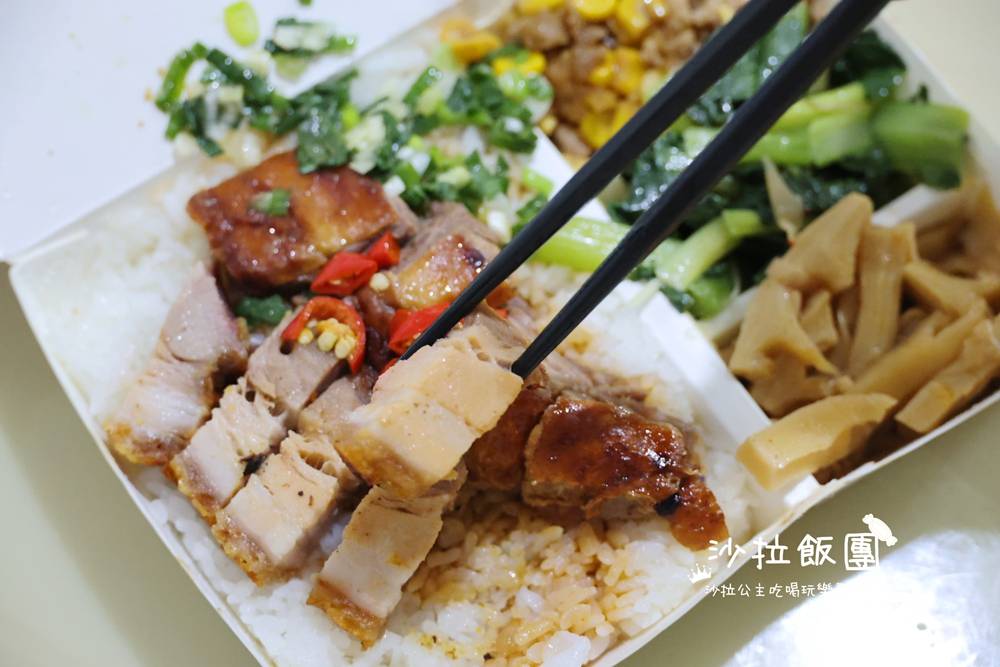 一開門就快被掃光！60年老字號『九記何燒臘』燒肉也太強