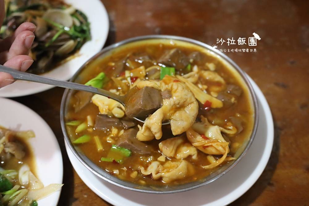 南機場夜市美食『小漁村精緻海鮮平價快炒』夜市的人氣熱炒店 14 南機場夜市美食『小漁村精緻海鮮平價快炒』夜市的人氣熱炒店