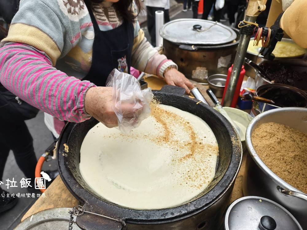 西門町美食『西門町免煎嗲』古早味奶油紅豆捲超療癒 4 西門町美食『西門町免煎嗲』古早味奶油紅豆捲超療癒
