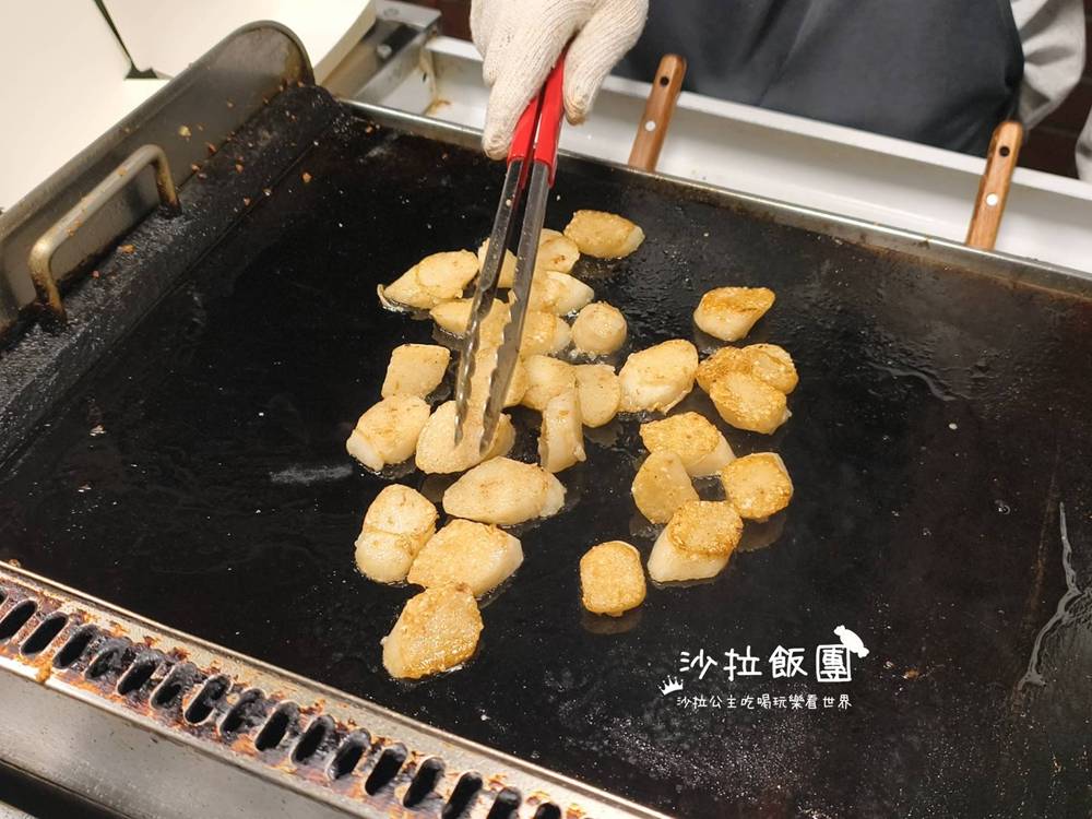 香腸炒米腸,鐵板現炒香氣逼人 5 香腸炒米腸,鐵板現炒香氣逼人