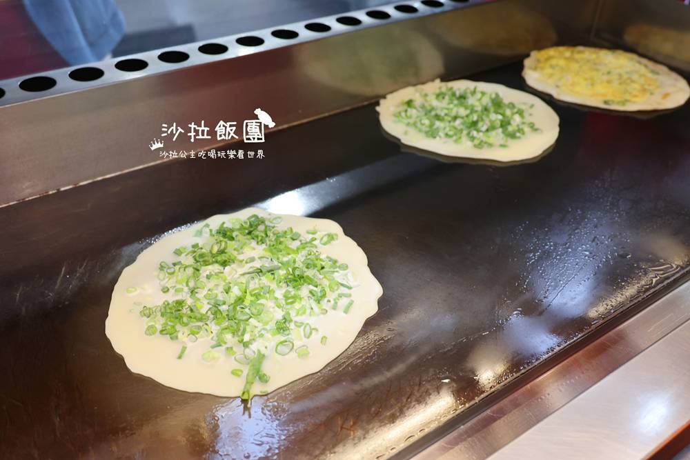 三和夜市限定，一週只賣三天的粉漿蛋餅