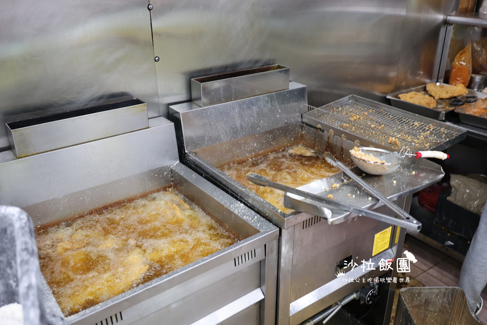 50年老店雞排+木瓜牛奶經典組合，在地人的回憶