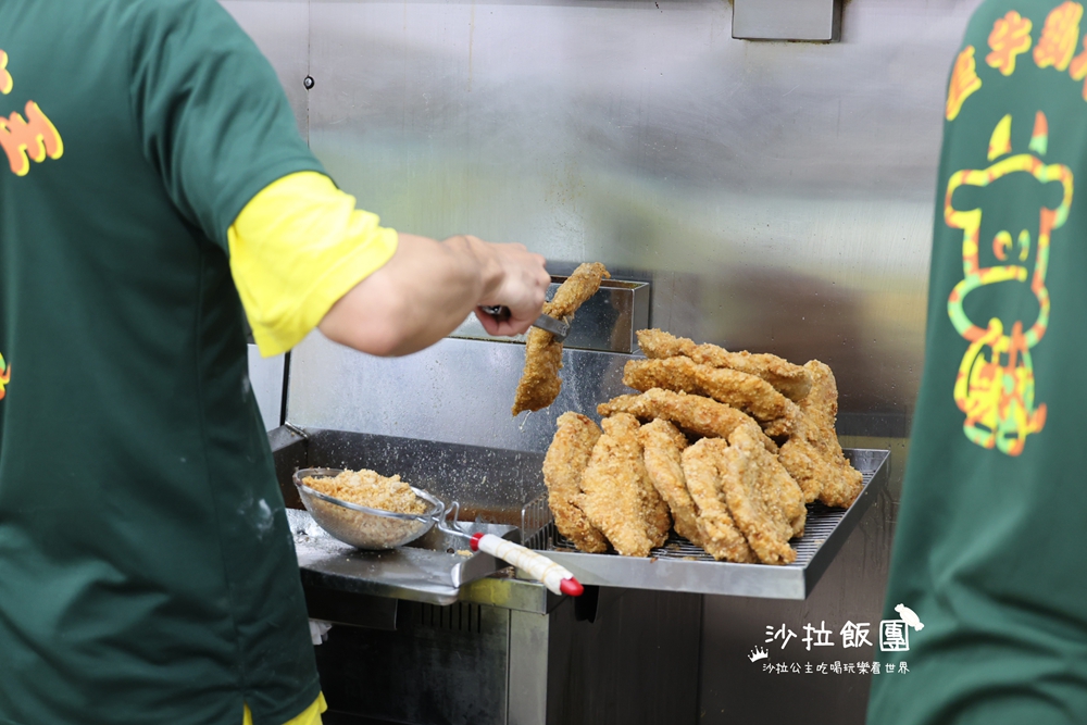 50年老店雞排+木瓜牛奶經典組合，在地人的回憶