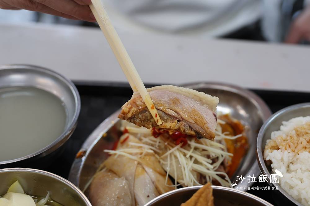 南機場夜市人氣雞肉飯,米其林必比登推薦 13 南機場夜市人氣雞肉飯,米其林必比登推薦