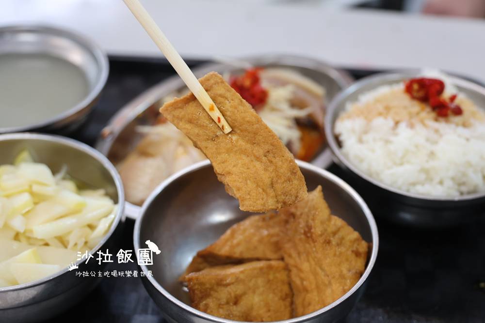 南機場夜市人氣雞肉飯,米其林必比登推薦 15 南機場夜市人氣雞肉飯,米其林必比登推薦