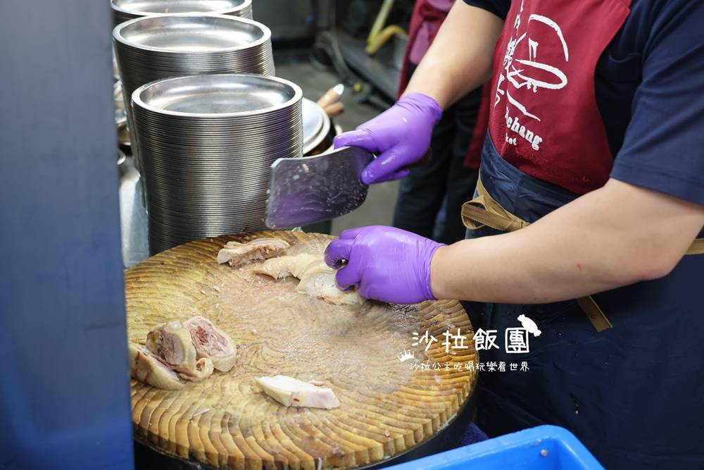 南機場夜市人氣雞肉飯,米其林必比登推薦 5 南機場夜市人氣雞肉飯,米其林必比登推薦