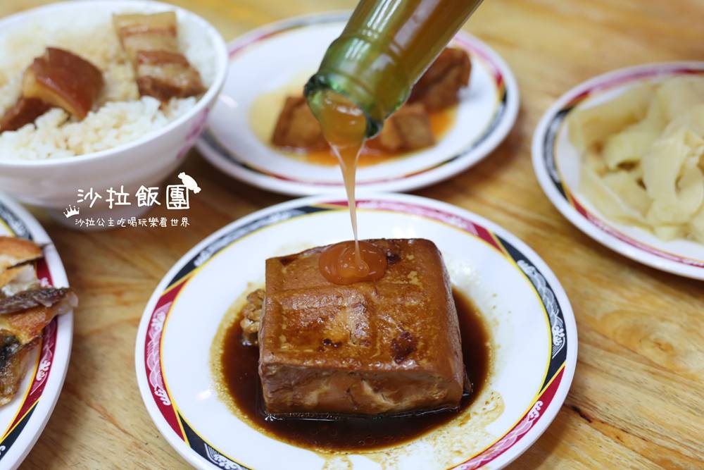 開店就排隊的深夜人氣小吃