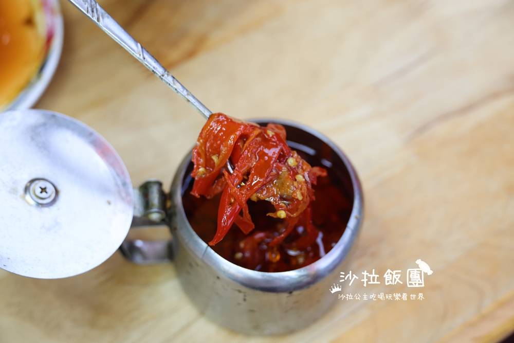 開店就排隊的深夜人氣小吃