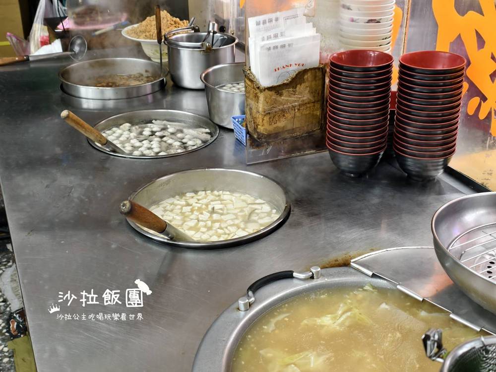 開店就排隊的深夜人氣小吃