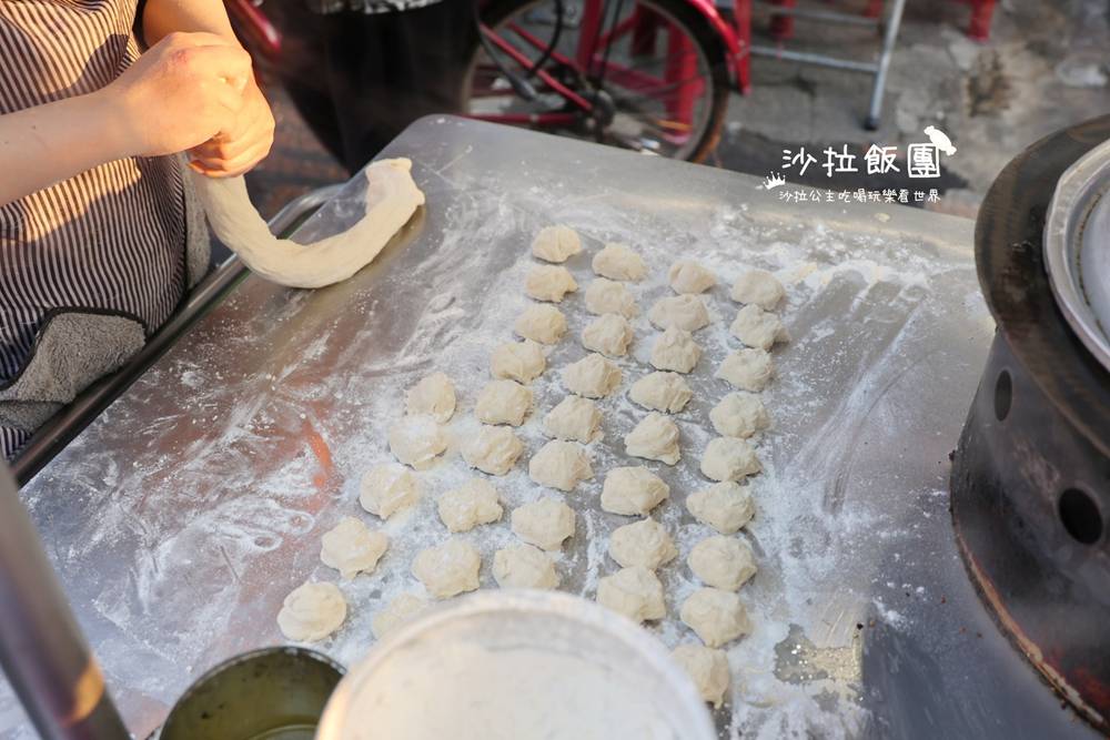 現包的上海生煎包，2顆25元