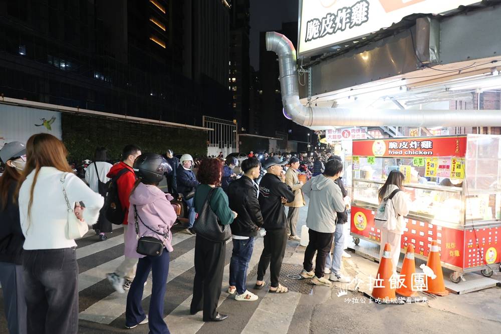 脆皮人氣炸雞，現炸雞腿香酥多汁