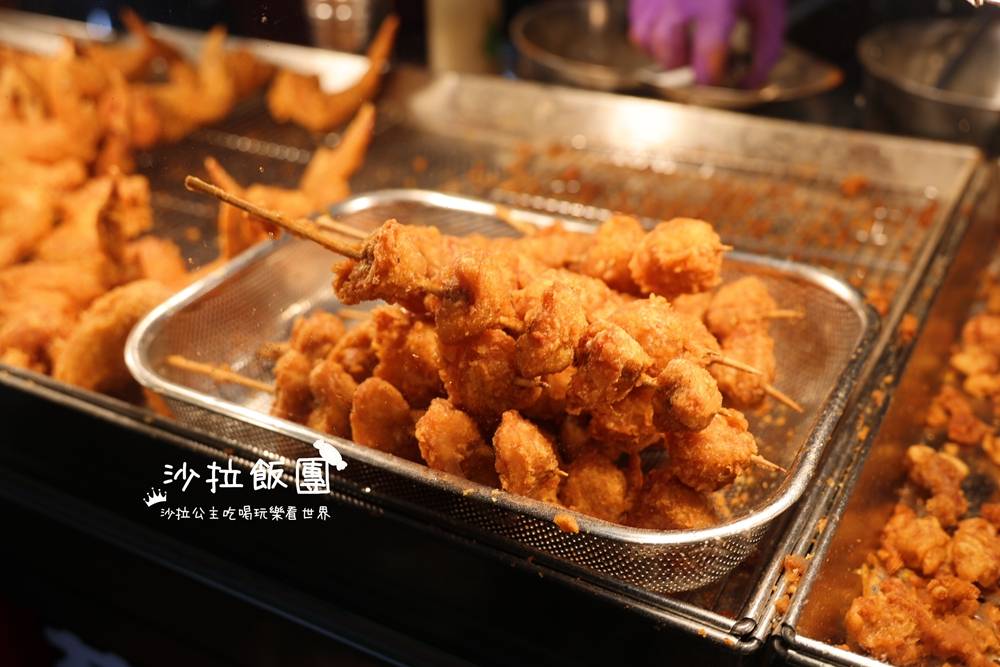 脆皮人氣炸雞，現炸雞腿香酥多汁