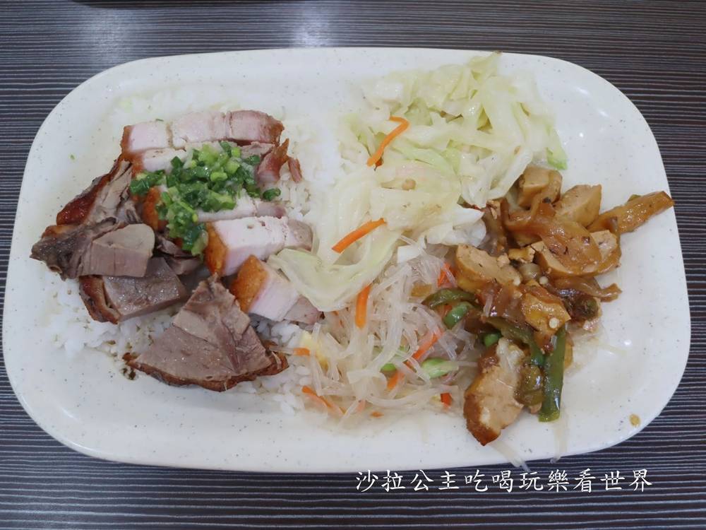 在地人氣燒臘,化皮燒肉香脆夠味,重口味控會喜歡 19 在地人氣燒臘,化皮燒肉香脆夠味,重口味控會喜歡